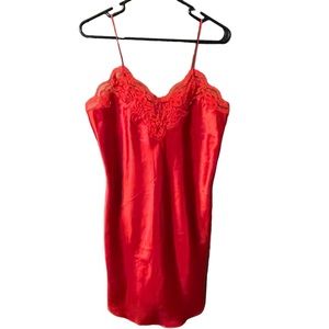 Erica Taylor Intimates Womens Red Shiny Slip dress with Lace Size M Sexy Nightie
